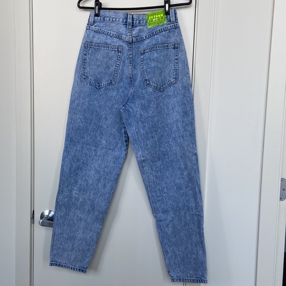 Ziggy Denim Jeans - Picture 2 of 4